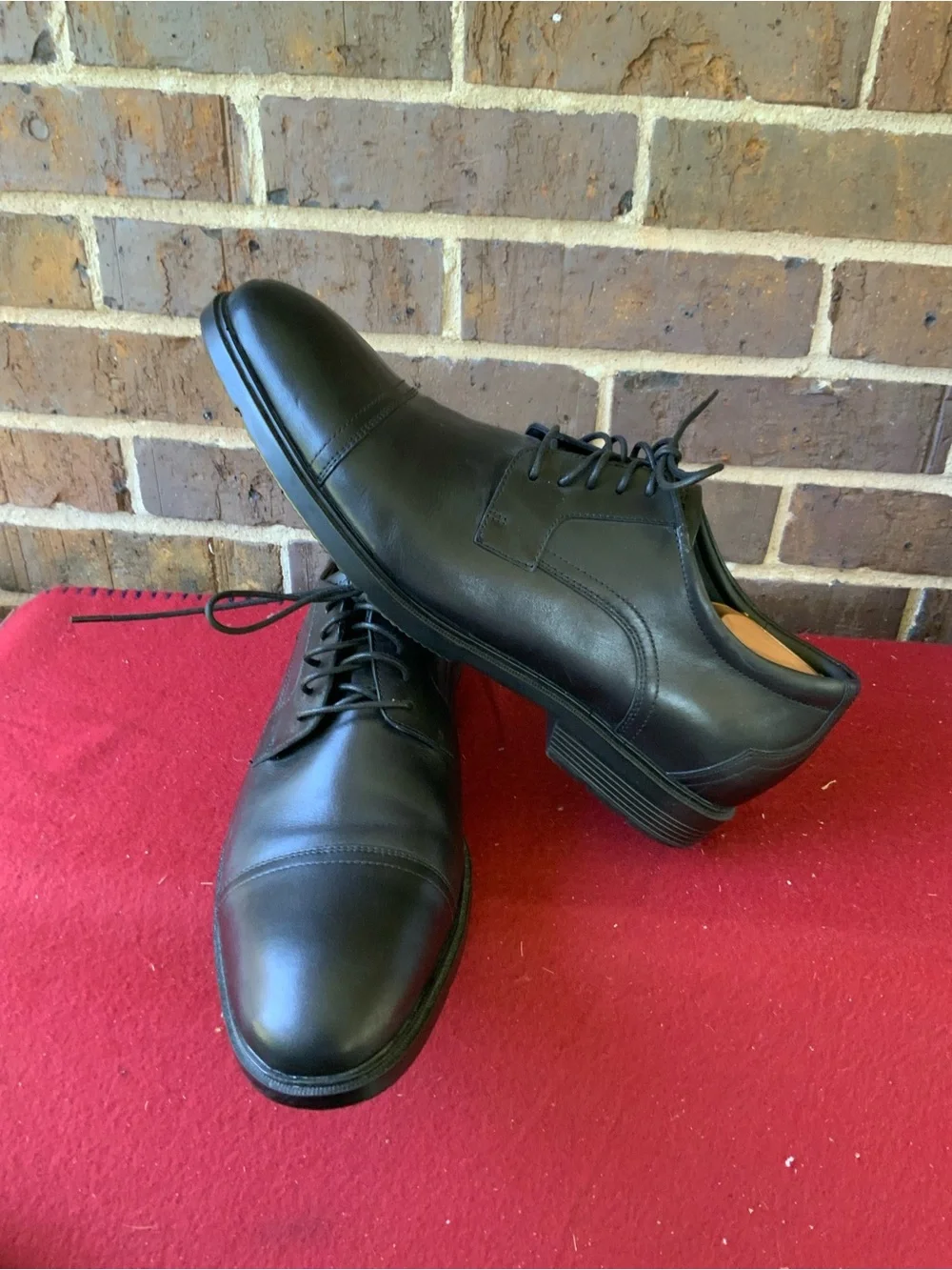 Men's Black Leather Lace-Up Derby Dress Shoes